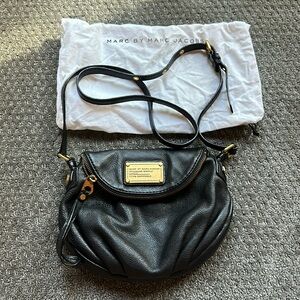 Marc Jacobs black leather crossbody bag